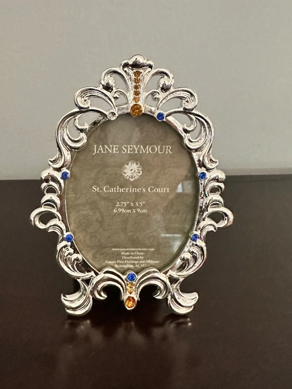 New Jane Seymour St Catherine’s Court Silver Tone 2.75